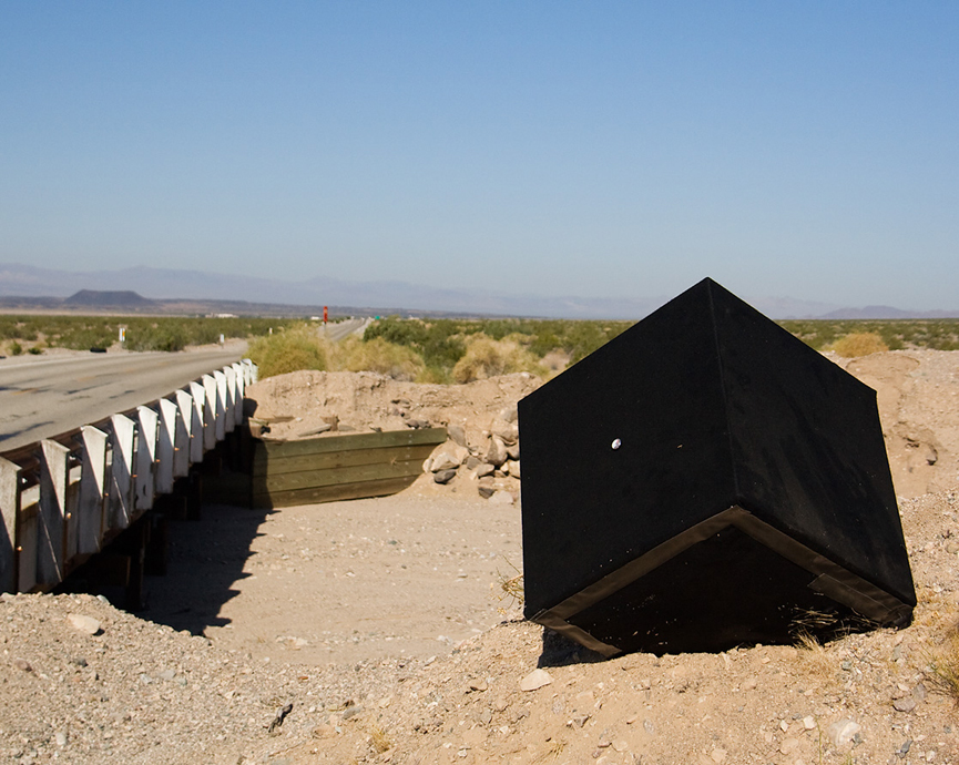 black box with thermometer route 66 amboy